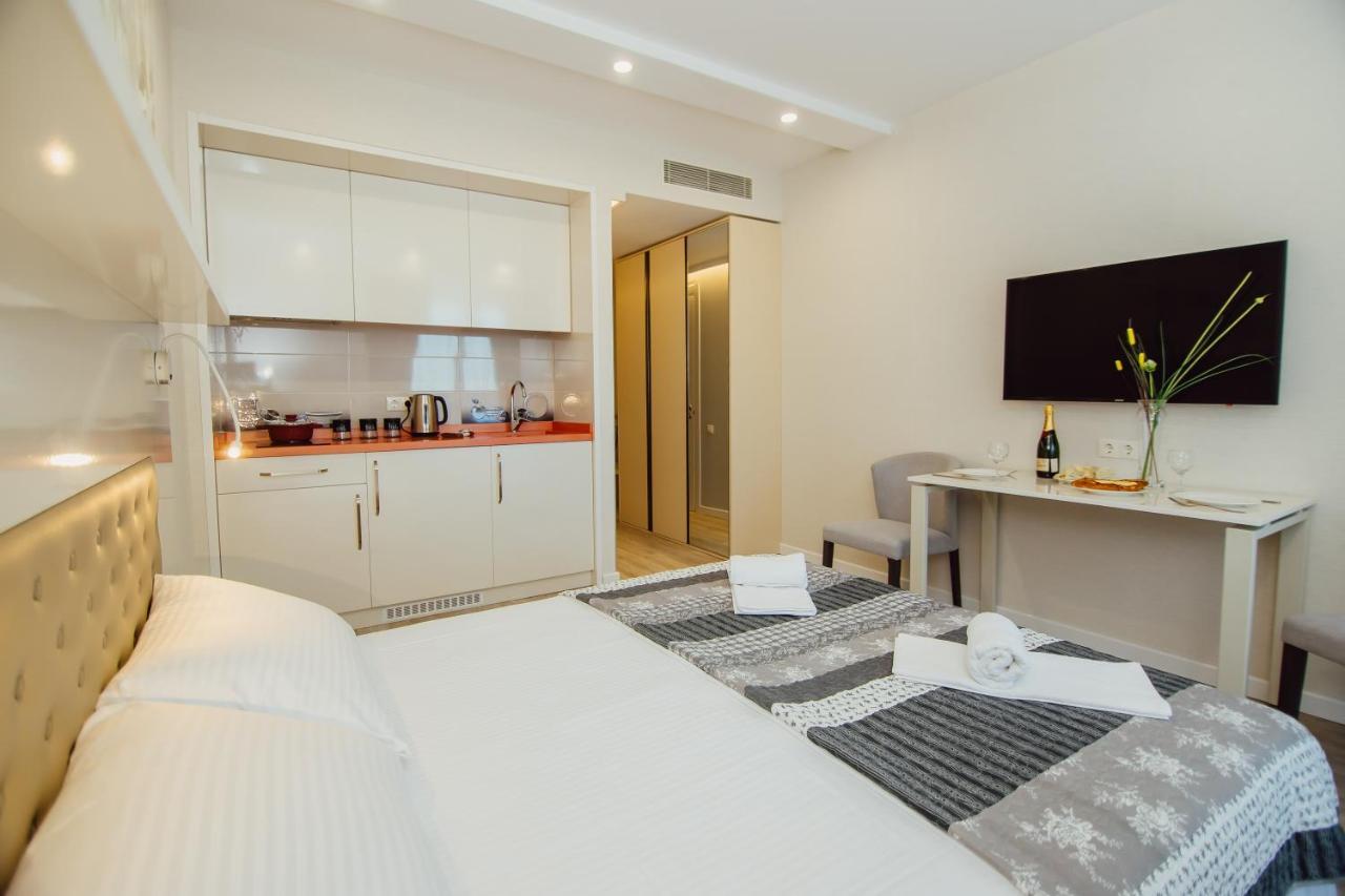 Your Sunshine Apartments Batumi Ngoại thất bức ảnh