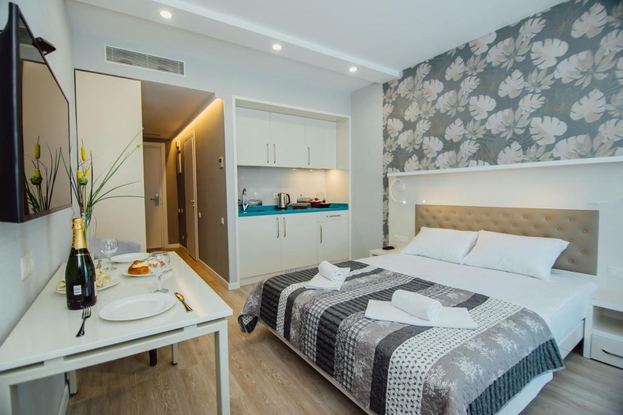 Your Sunshine Apartments Batumi Ngoại thất bức ảnh