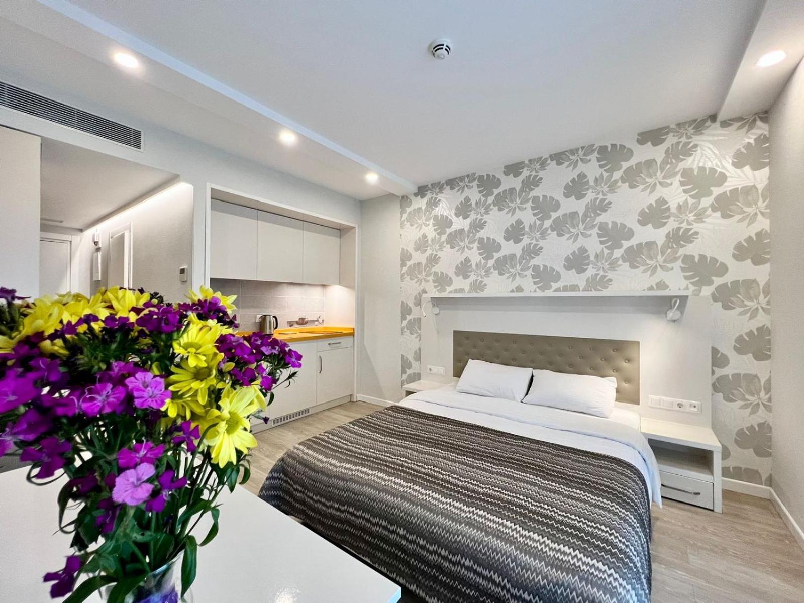 Your Sunshine Apartments Batumi Ngoại thất bức ảnh
