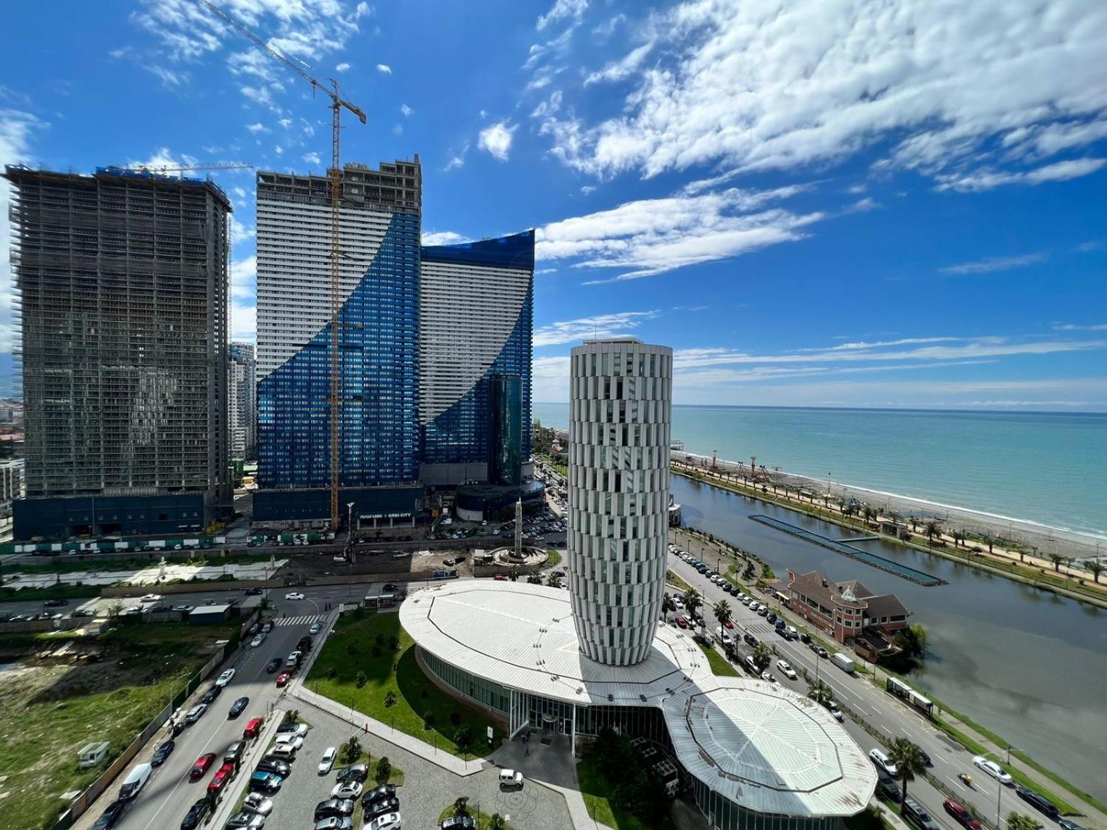 Your Sunshine Apartments Batumi Ngoại thất bức ảnh