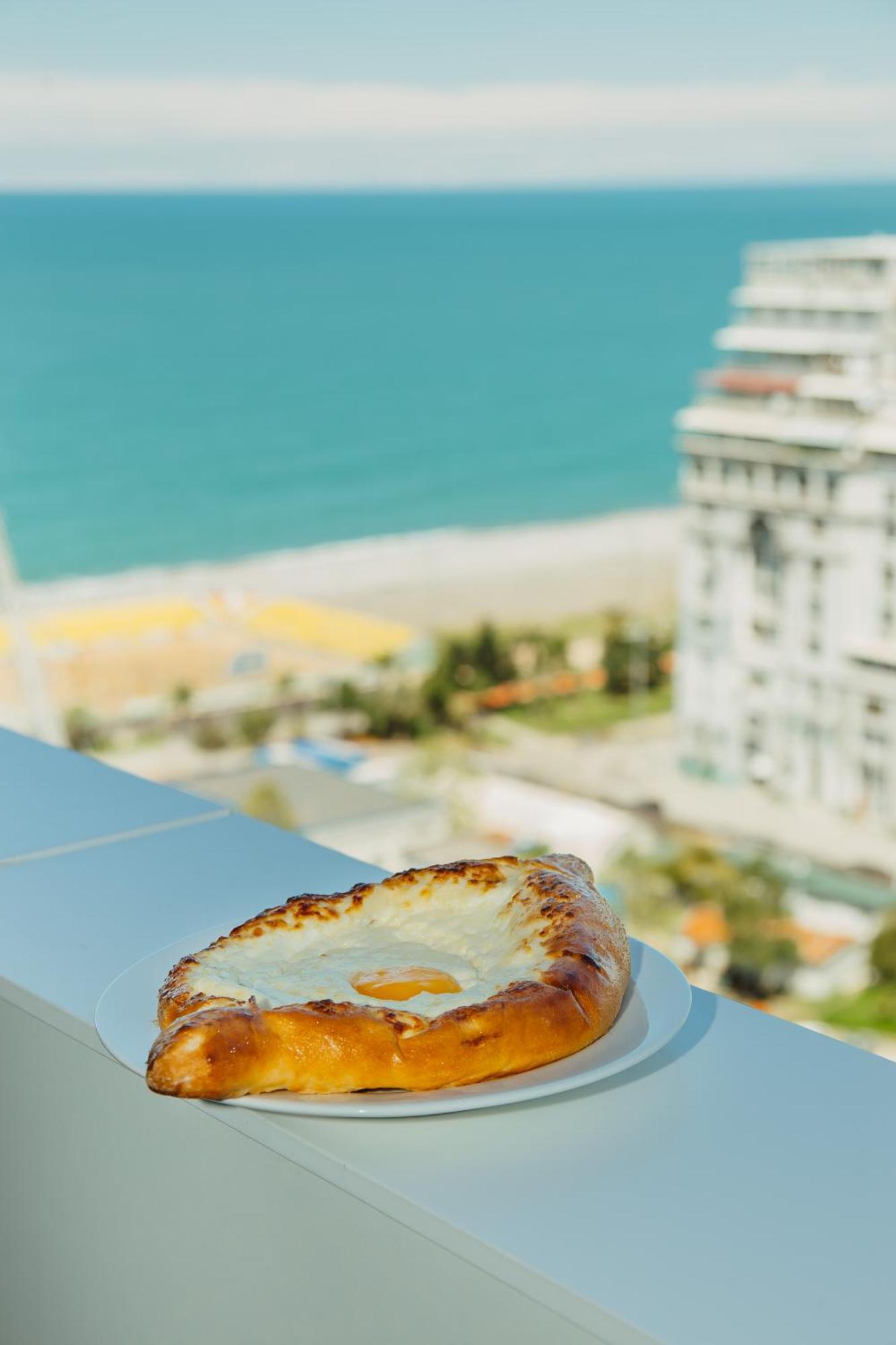 Your Sunshine Apartments Batumi Ngoại thất bức ảnh
